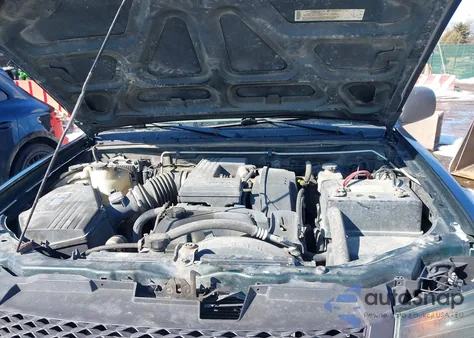 2004 Chevrolet Colorado from USA, damaged, VIN 1GCDS146748171500